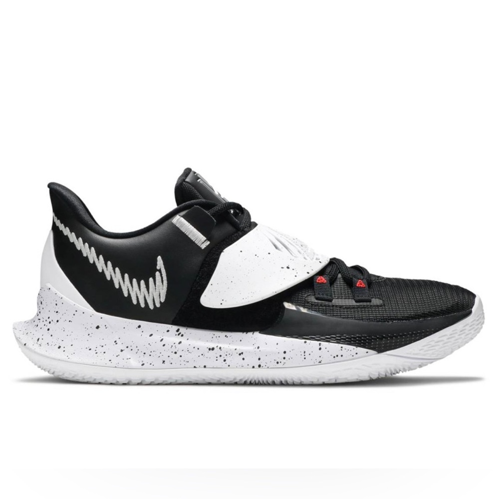 Nike Kyrie Low 3 Team ‘Black White’ M5.5